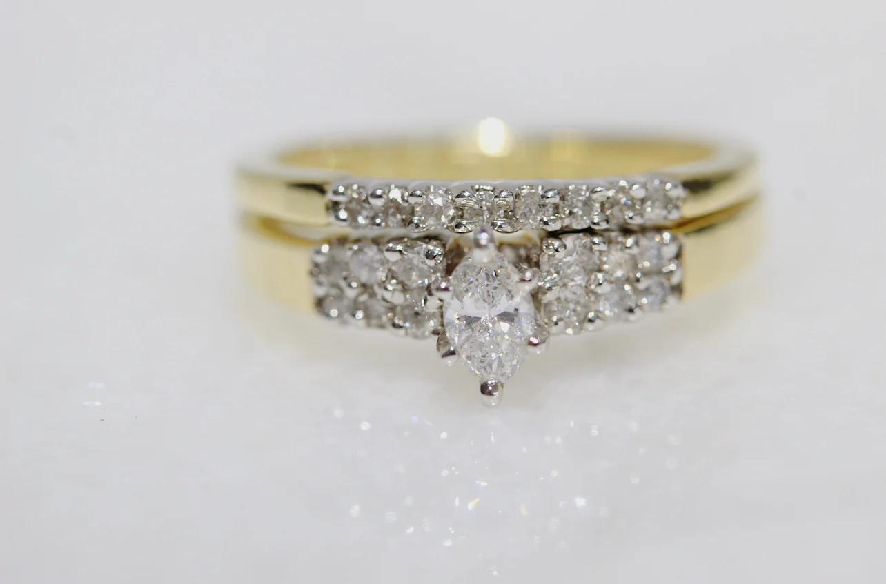 14K Gold 1 Carat Marquis Diamond Engagement Ring