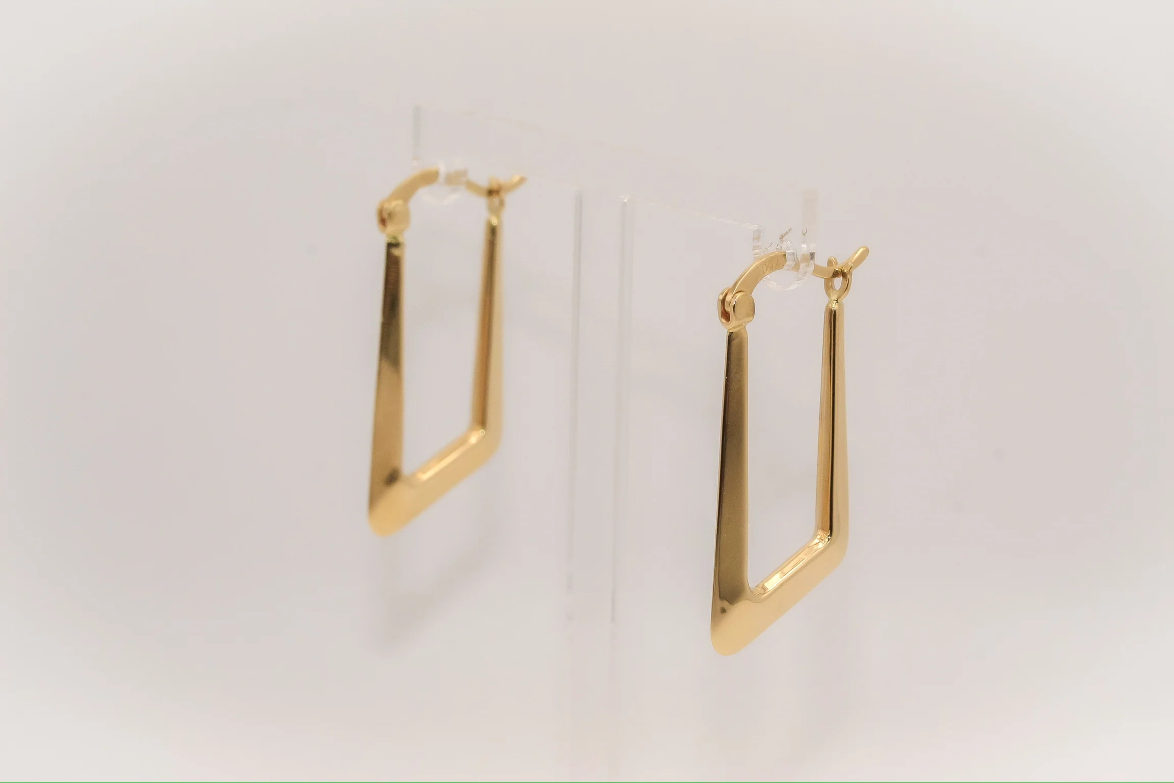 18K Gold Rectangle Hoop Earrings