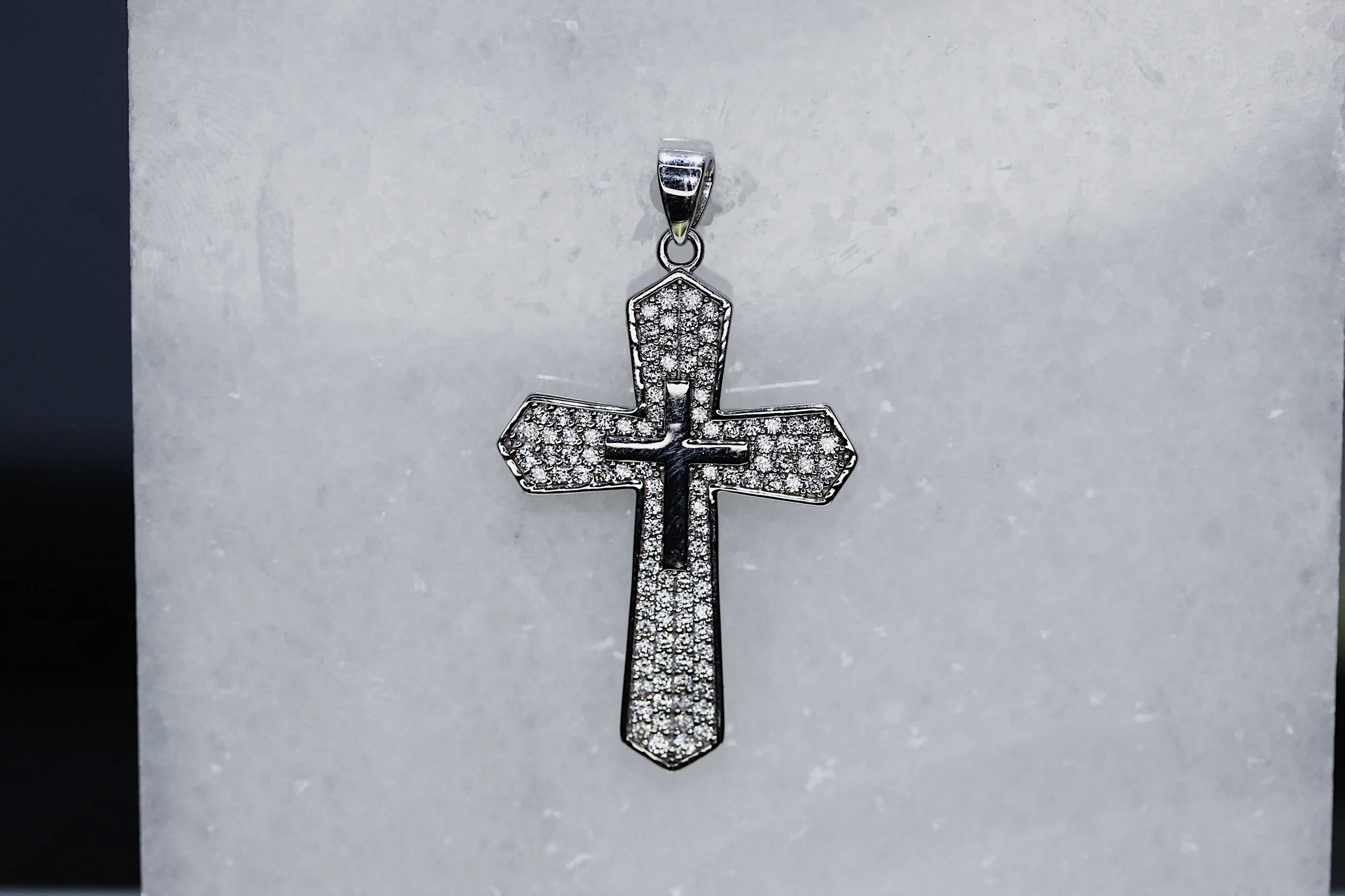 18K White Gold Cross Pendant