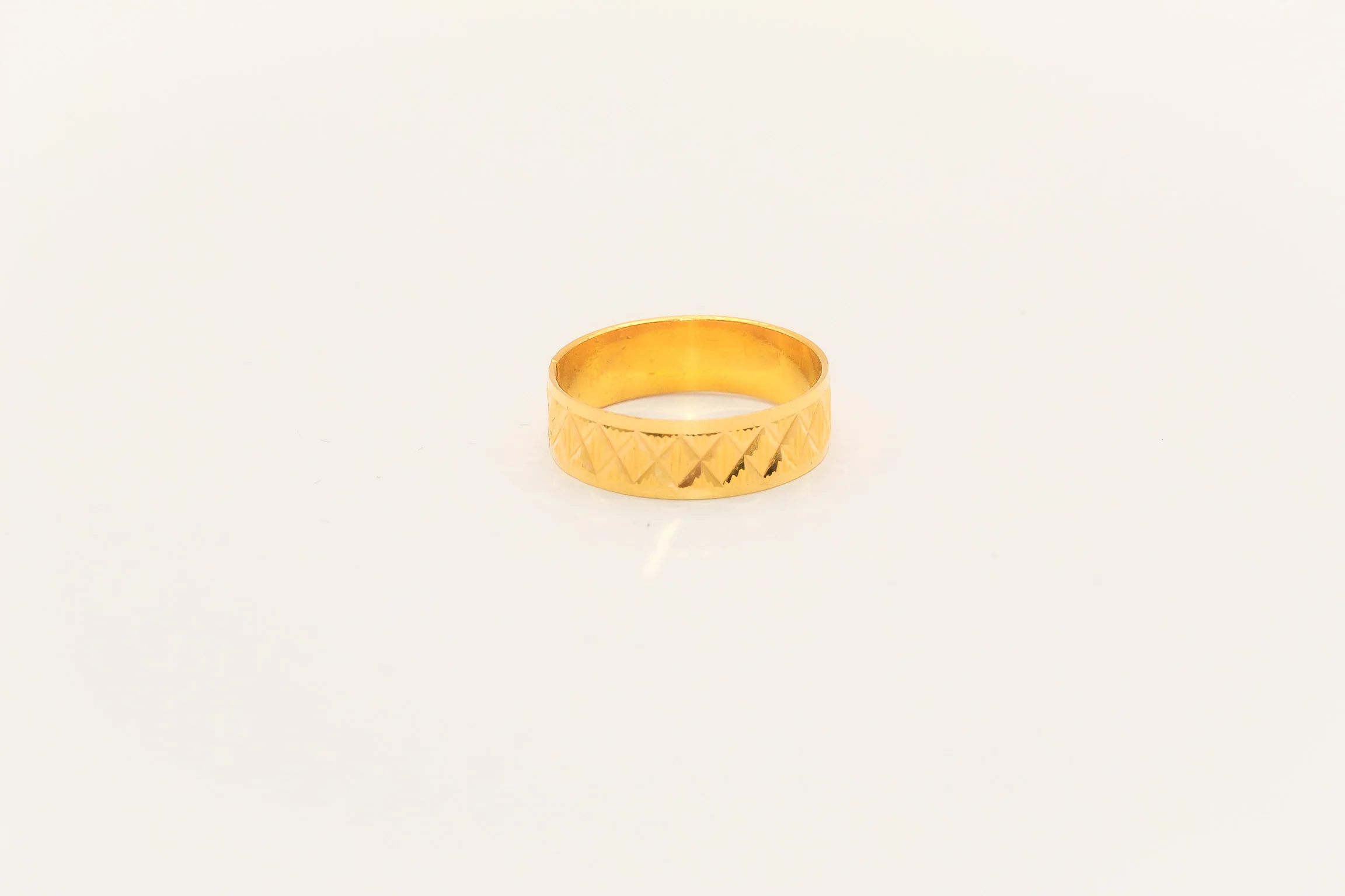 21K Gold Band
