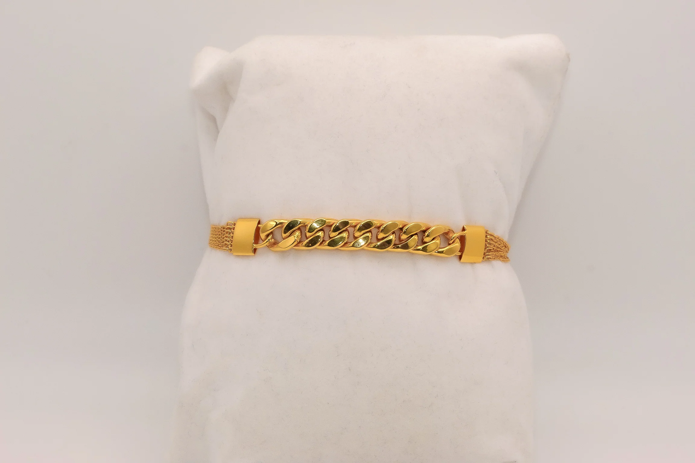 21K Gold Chain Link Bracelet