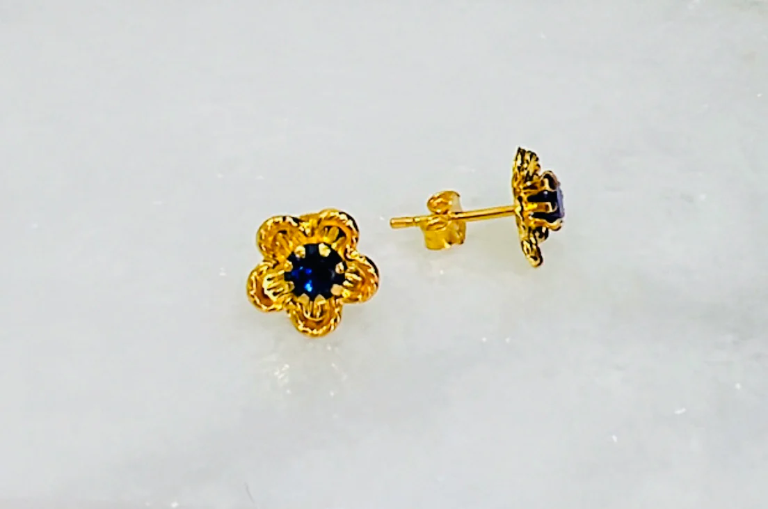 21K Gold Flower Earrings