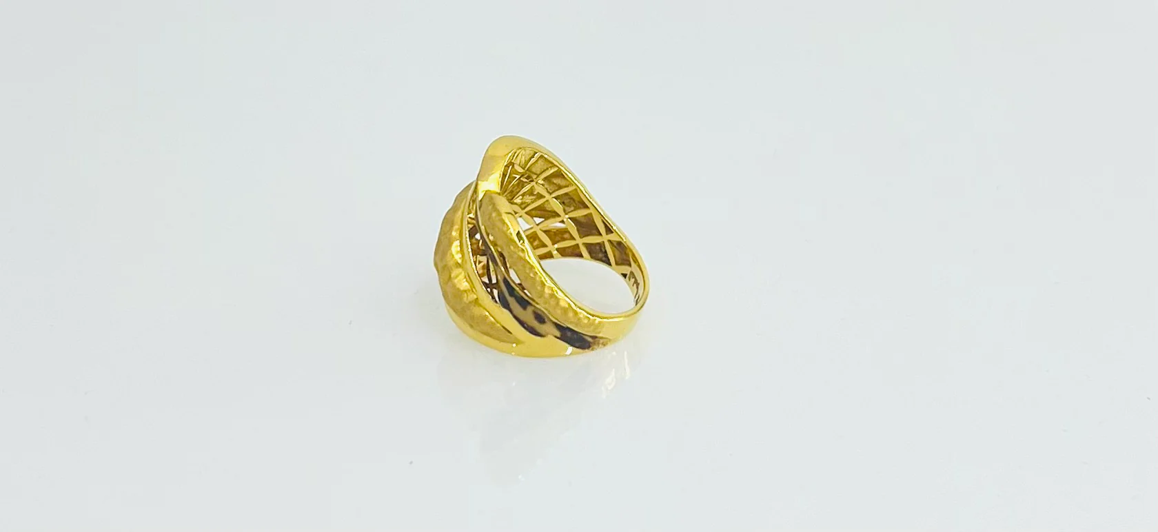 21K Gold Leopard Enamel Ring - Image 2