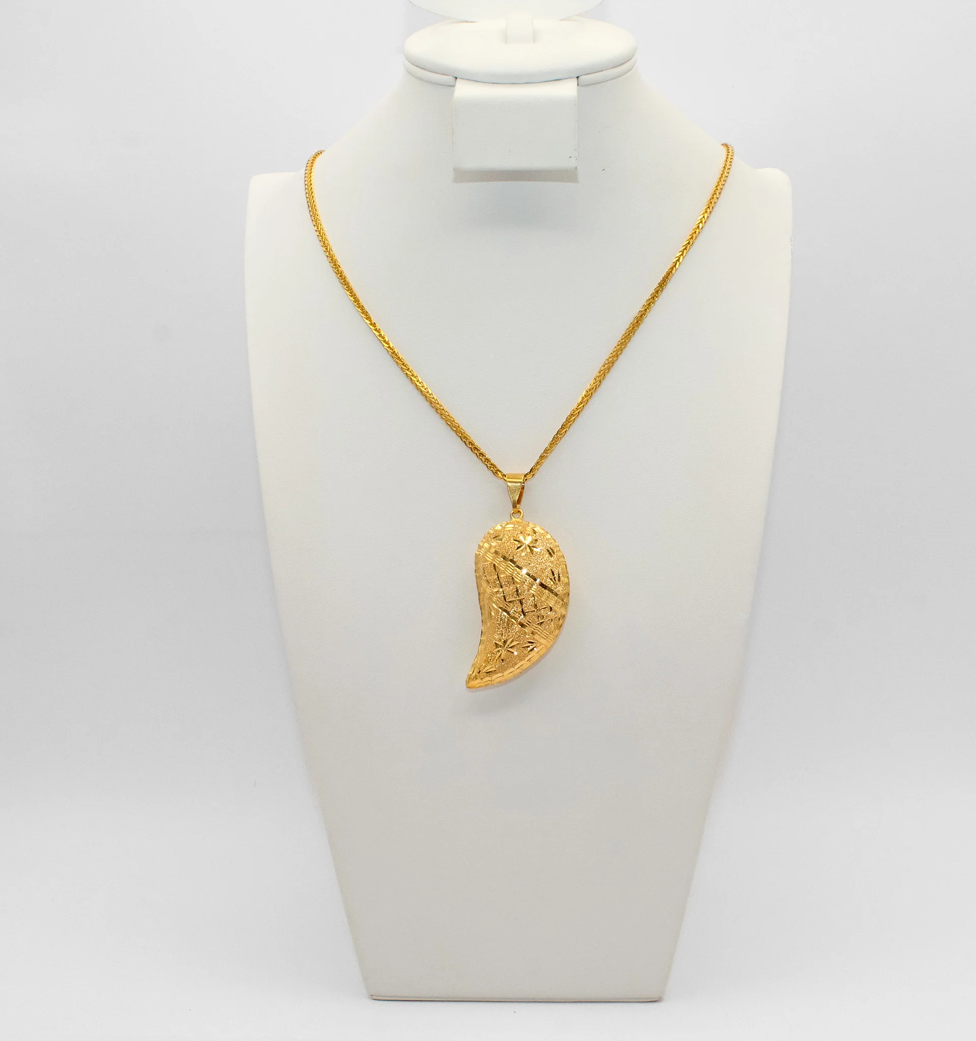 21K Gold X Large Loza Pendant