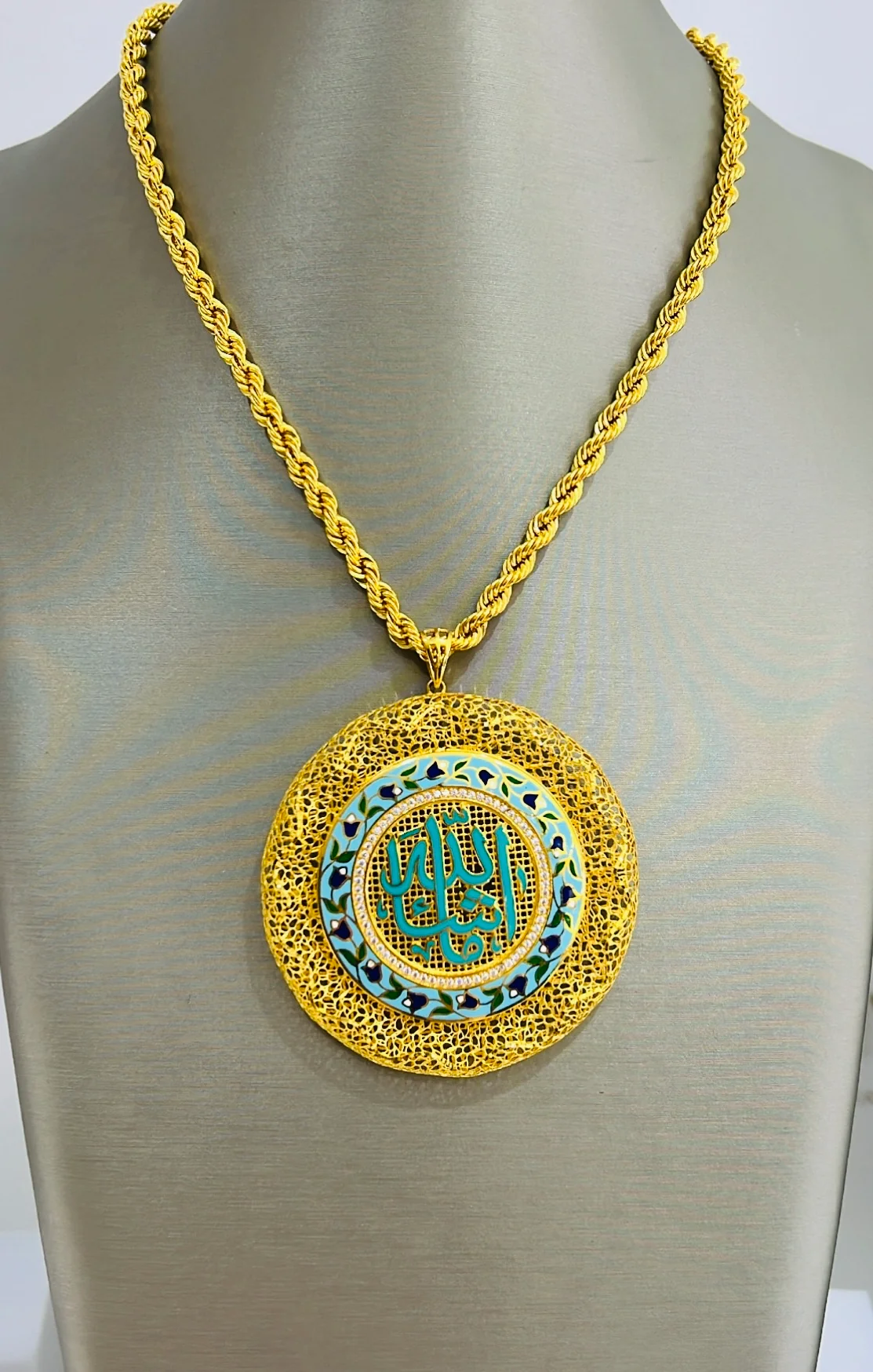 21K Gold Large Mashallah Pendant - Image 2