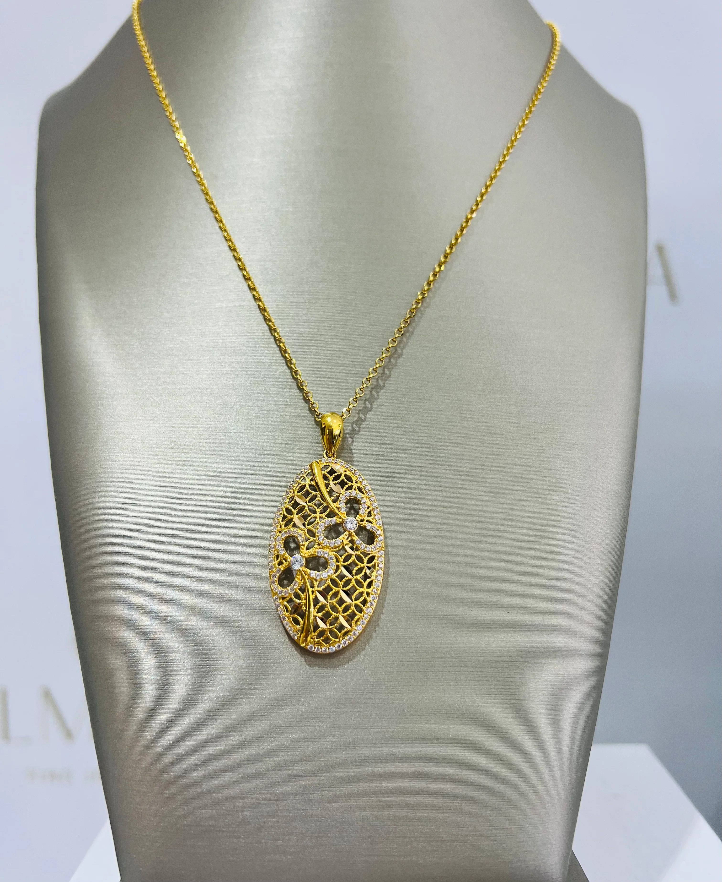 21K Gold Necklace - Image 2