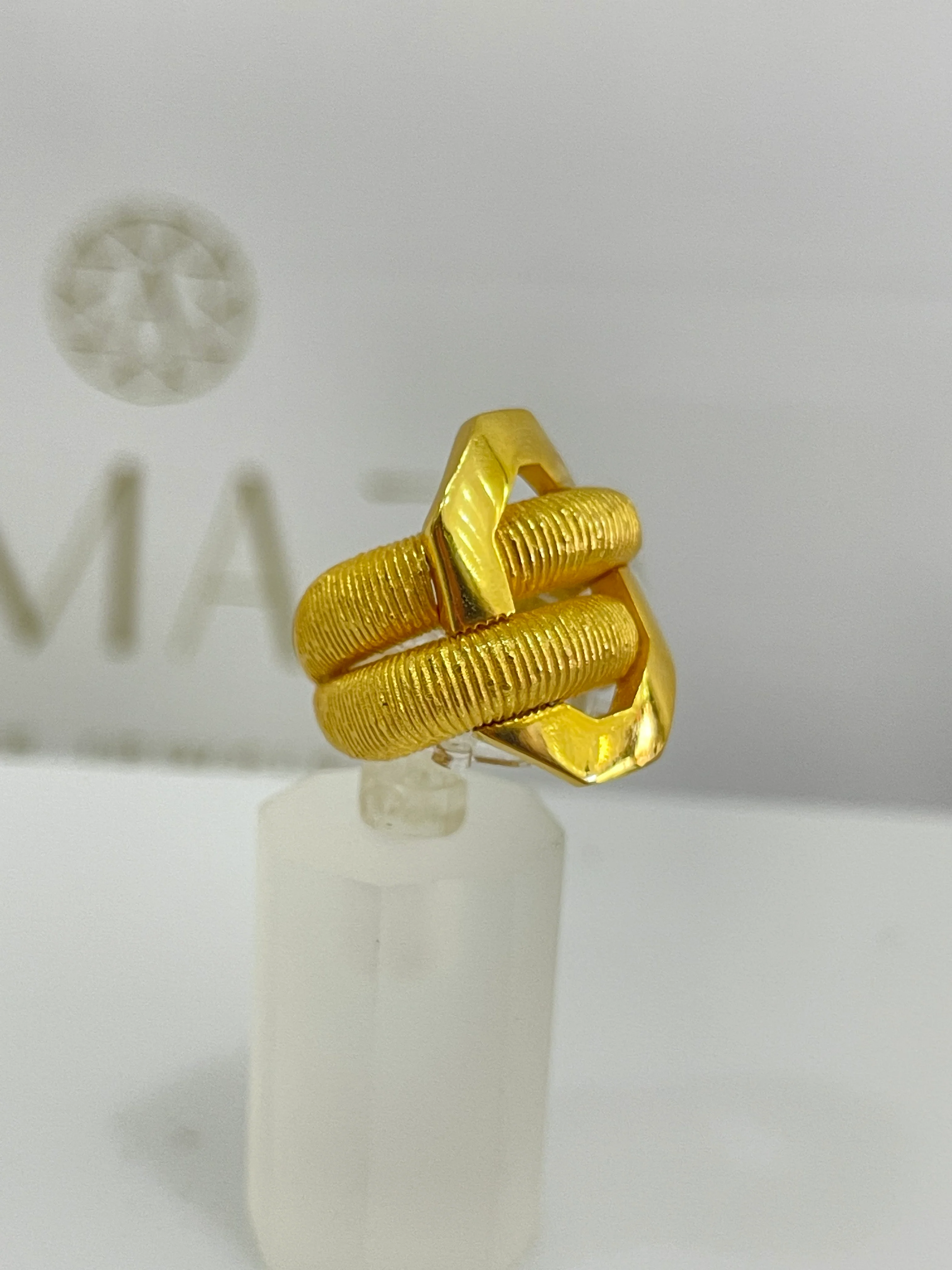 21K Gold Twisted Cable Ring - Image 2