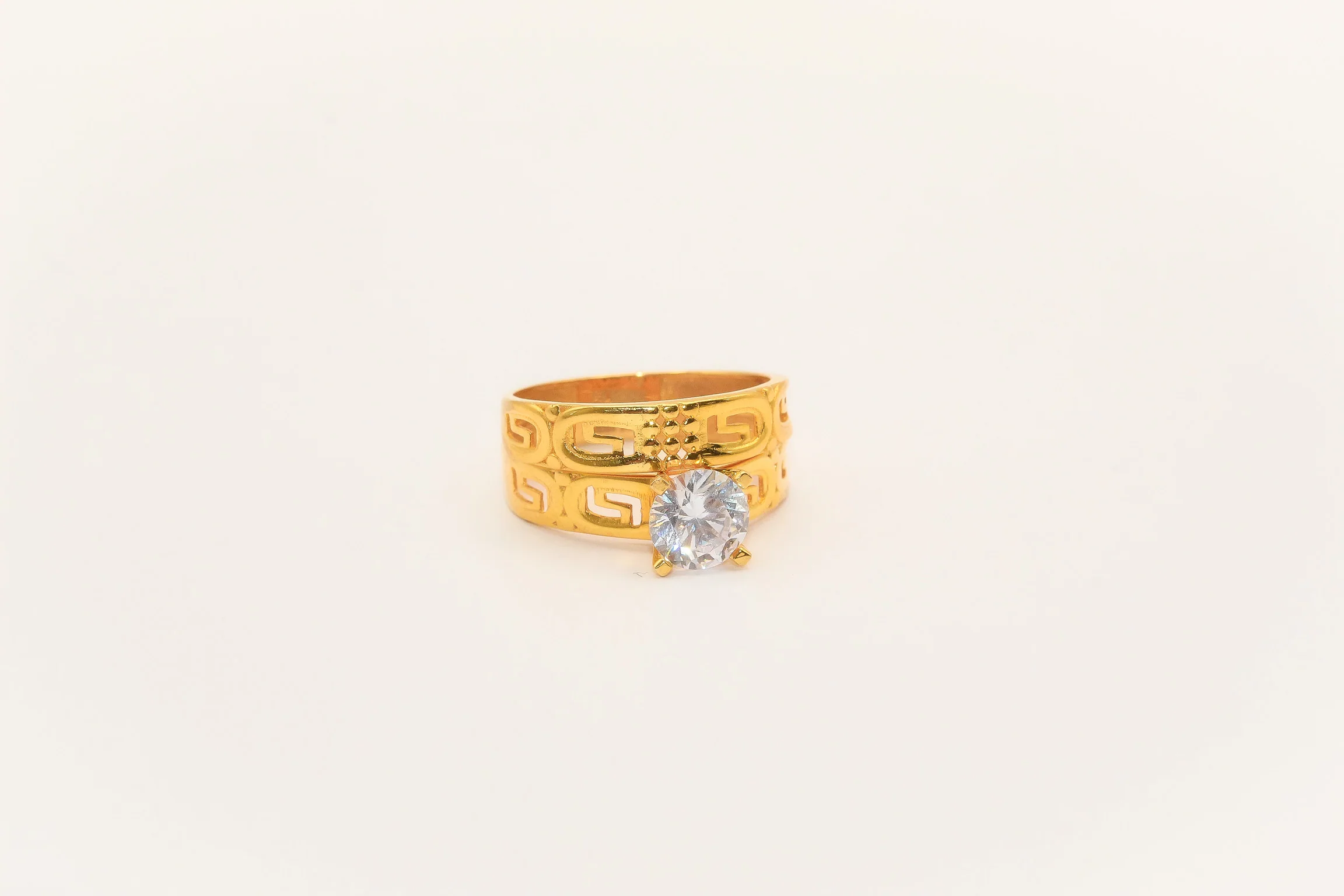 21K Gold Solitaire Wedding Ring Set