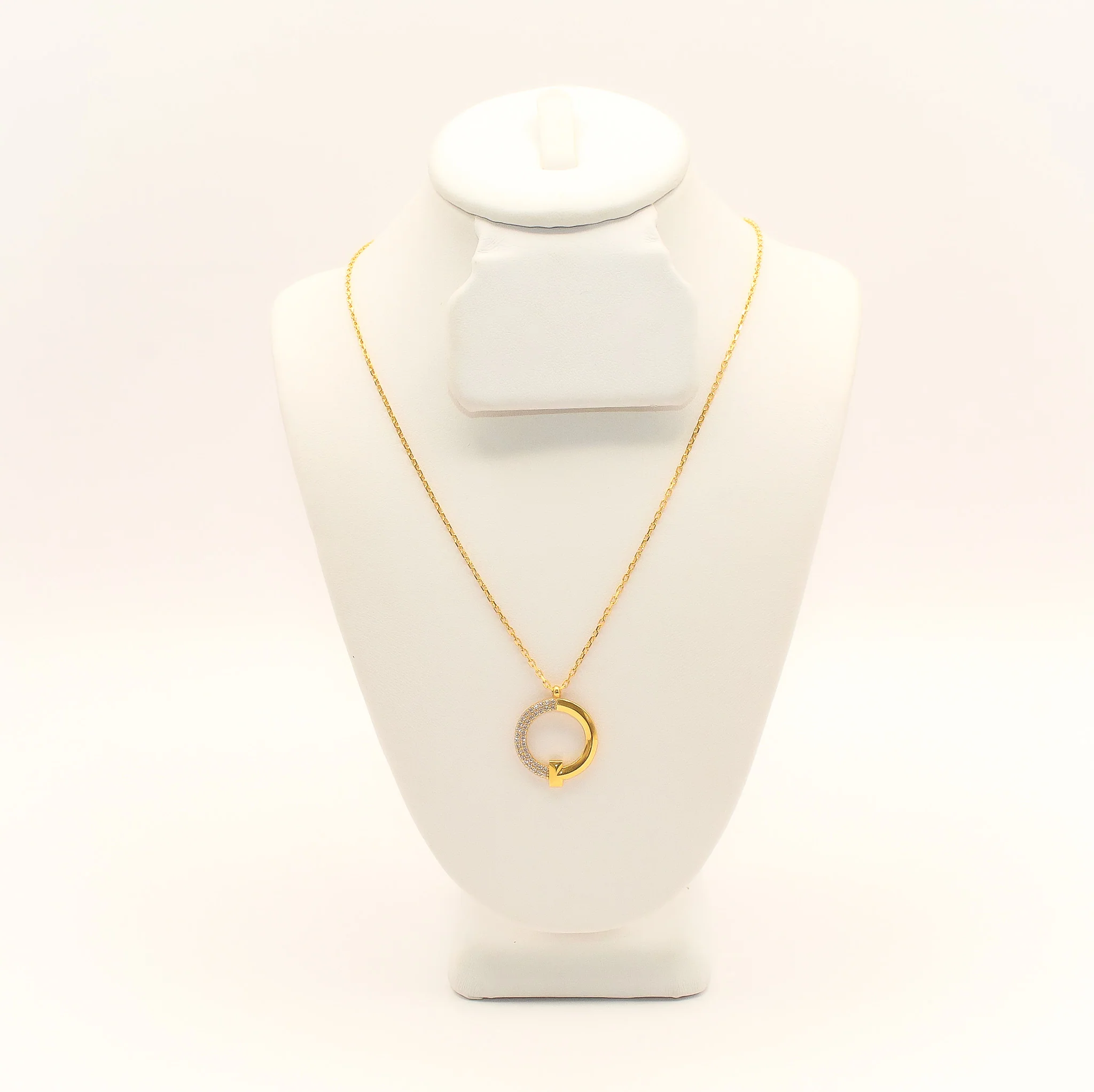 21K Gold Studded Necklace