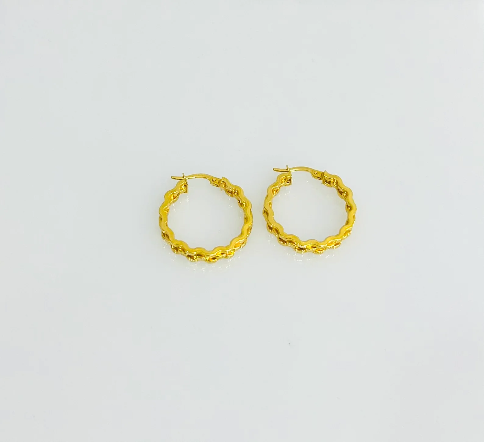 21K Gold Weaved Hoop Earrings - Image 3