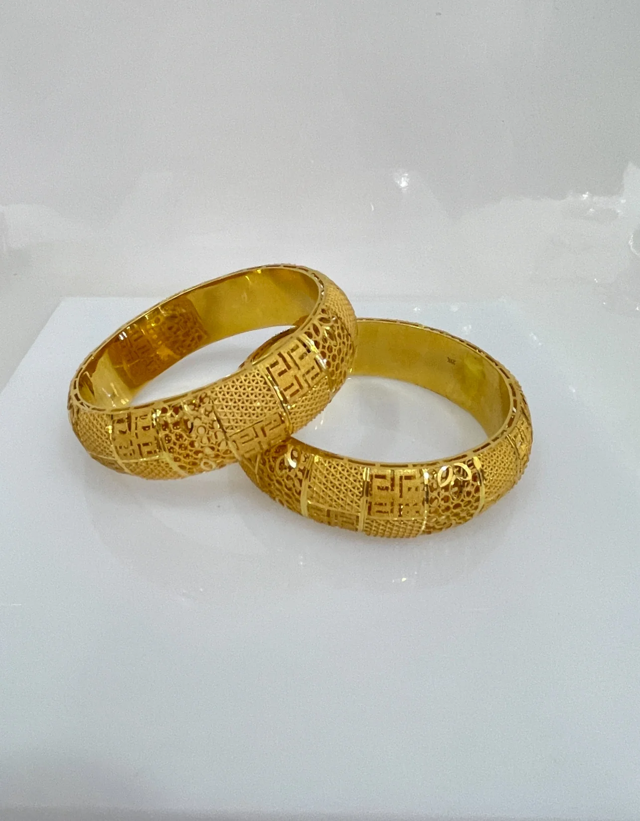 21K Gold Wide Bangles