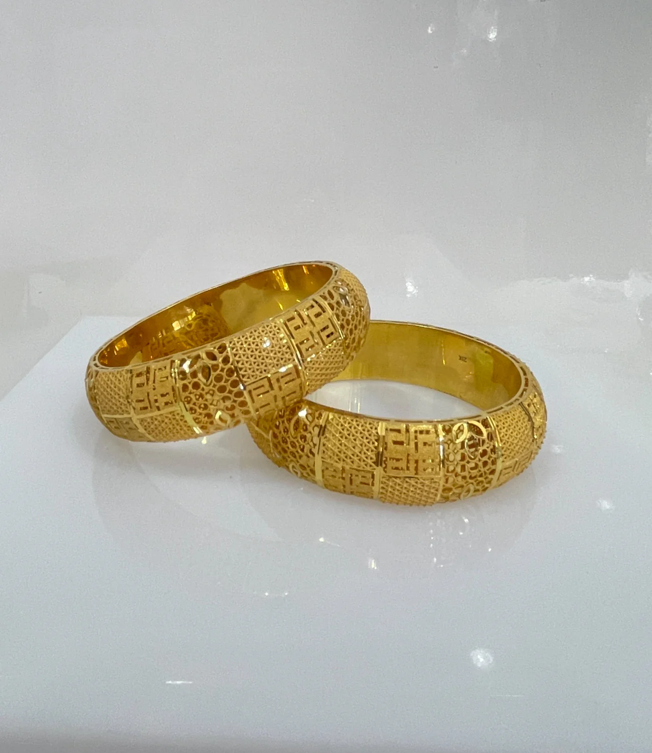 21K Gold Wide Bangles - Image 2
