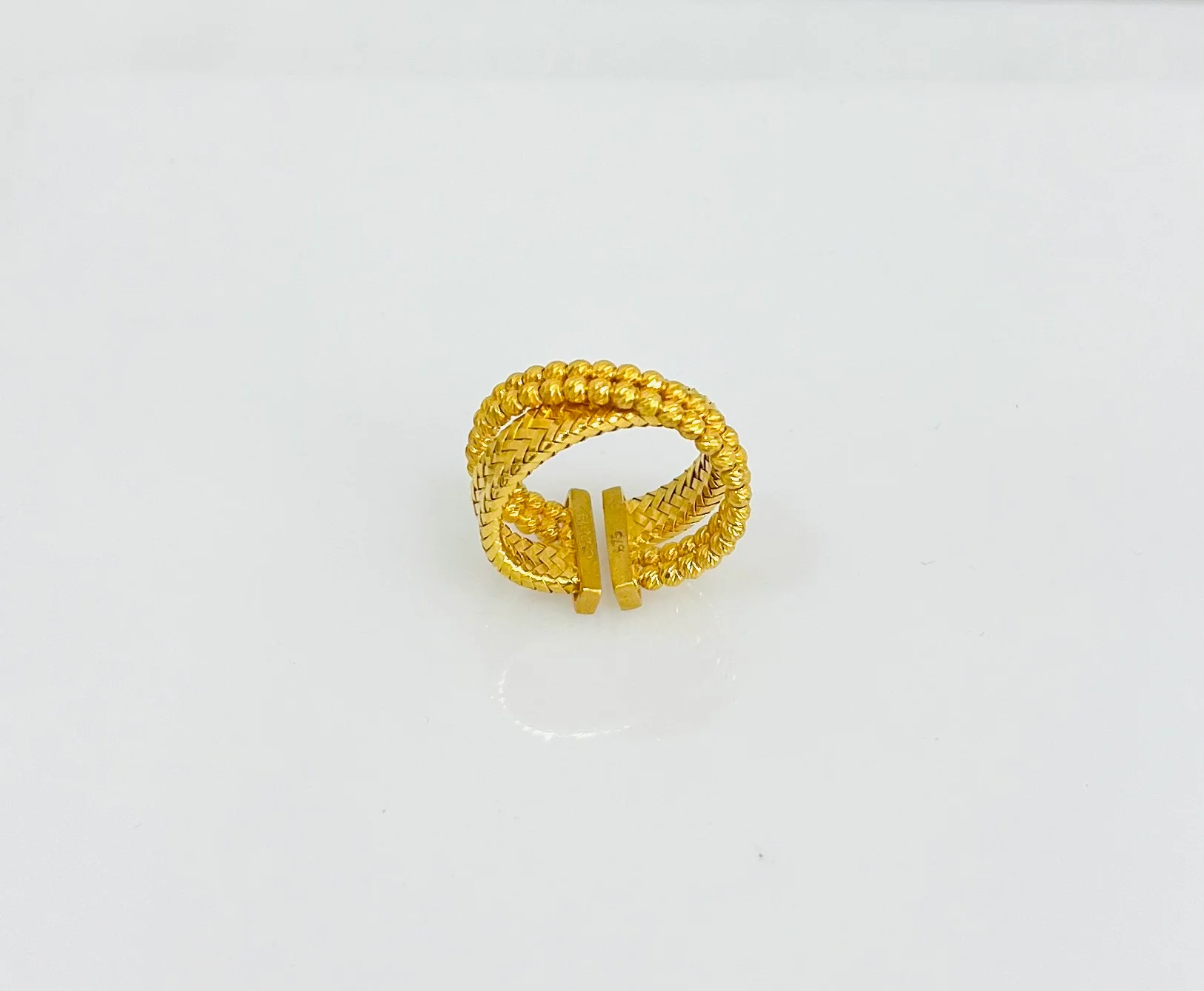 21K Gold X Himo Ring - Image 2