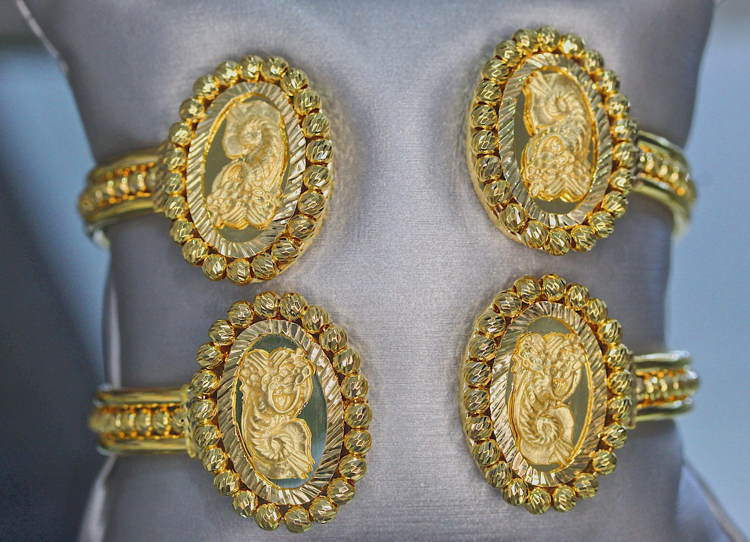21K Gold Lady Futuna Himo Bracelet