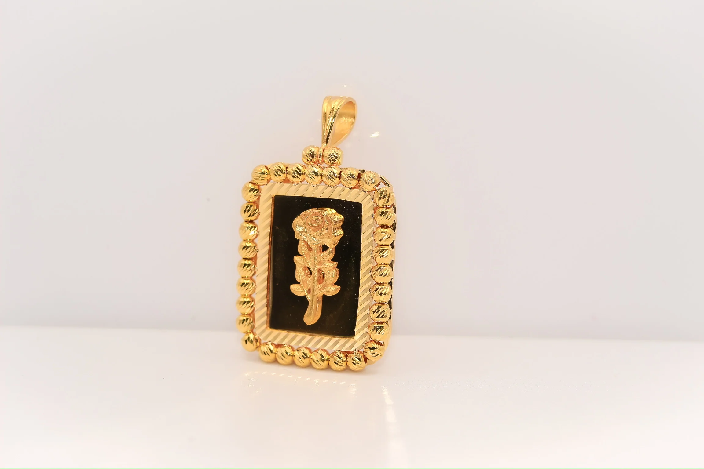 21K Gold Square Himo Rose Pendant - Image 2